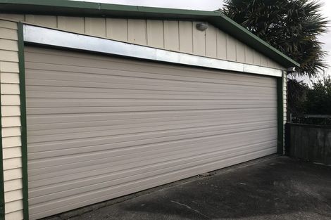 Photo of property in 93 Wade River Road, Stanmore Bay, Whangaparaoa, 0932