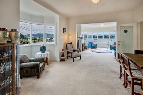 Photo of property in 412 Evans Bay Parade, Hataitai, Wellington, 6021