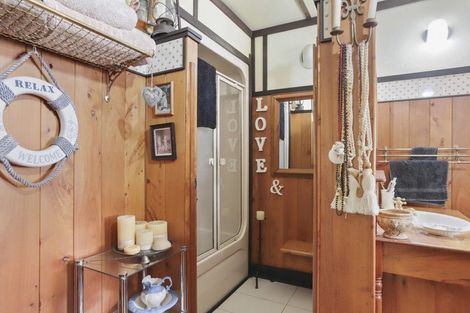 Photo of property in 35 Whatipu Road, Huia, Auckland, 0604