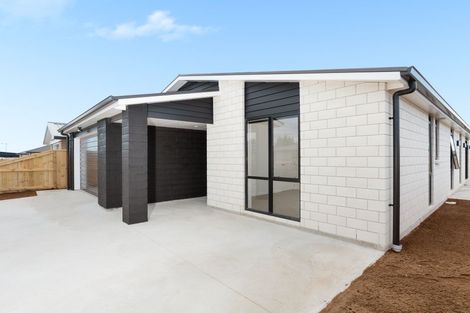 Photo of property in 25 Marion Crescent, Papamoa Beach, Papamoa, 3118