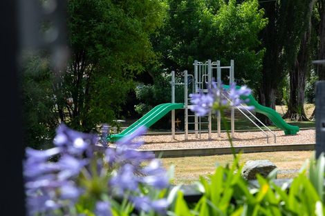 Photo of property in 180 Kent Street, Kingston, Athol, 9793