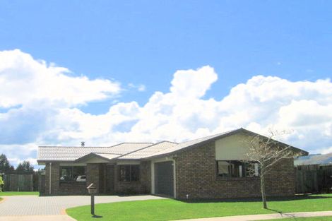 Photo of property in 17 Hulme Place, Owhata, Rotorua, 3010