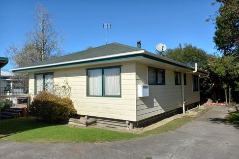 Photo of property in 64 Dominion Road, Papakura, 2110