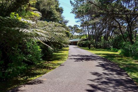 Photo of property in 86 Stoney Creek Drive, Waitakere, Henderson, 0782