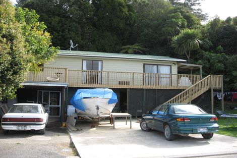 Photo of property in 289 Hauraki Road, Coromandel, 3506