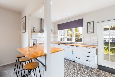 Photo of property in 154 Shaw Avenue, New Brighton, Christchurch, 8083