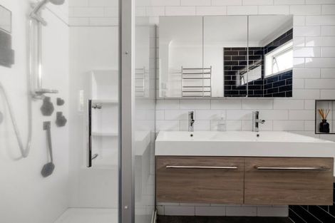 Photo of property in 34 Knighton Road, Hillcrest, Hamilton, 3216