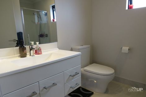 Photo of property in 91b Hobsonville Point Road, Hobsonville, Auckland, 0616