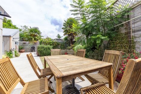 Photo of property in 33 Reinga Road, Kerikeri, 0230