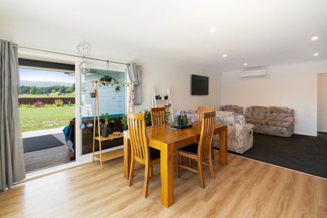 Photo of property in 11 Te Wiremu Lane, Otaki, 5512