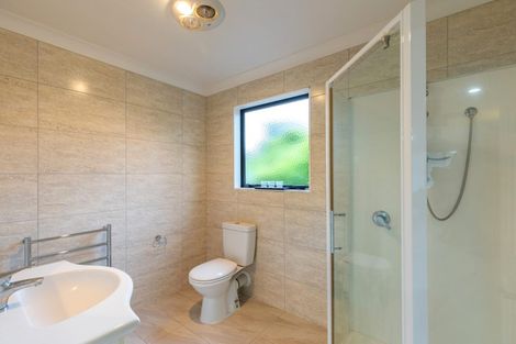 Photo of property in 18a Enderby Drive, Te Atatu Peninsula, Auckland, 0610