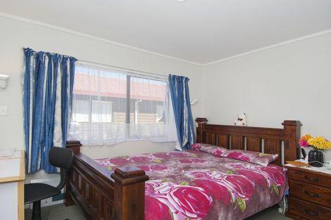 Photo of property in 7b Lyn Grove, Papamoa Beach, Papamoa, 3118