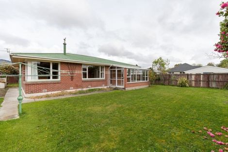 Photo of property in 28 Palmside Street, Somerfield, Christchurch, 8024