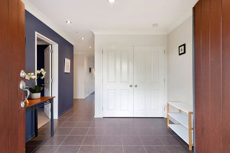 Photo of property in 28 Holden Avenue, Holdens Bay, Rotorua, 3010