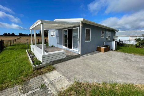 Photo of property in 735 One Tree Point Road, Ruakaka, 0171