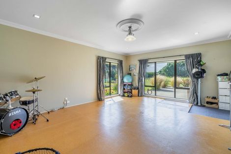 Photo of property in 121 Mason Road, Seaward Bush, Invercargill, 9871