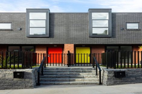 Photo of property in 8 Pataka Way, Mount Roskill, Auckland, 1041