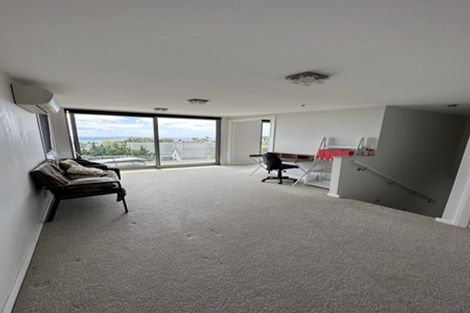 Photo of property in 276 Lake Road, Hauraki, Auckland, 0622