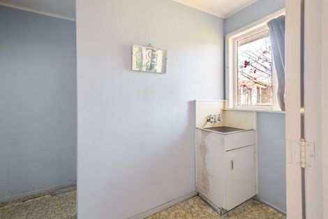 Photo of property in 5 Bibby Street, Waipawa, 4210