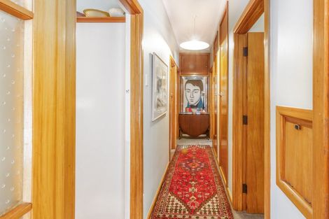 Photo of property in 32 Tollemache Road East, Longlands, Hastings, 4122