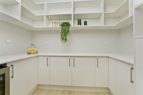 Photo of property in 47 Symes Drive, Red Beach, 0932