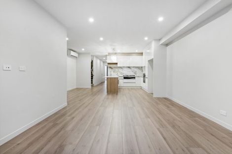 Photo of property in 30b Hearth Street, Flat Bush, 2019