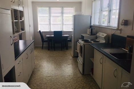 Photo of property in 72 Peat Street, Whanganui, 4500