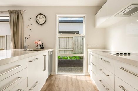 Photo of property in 8 Aubrey Way, Brookfield, Tauranga, 3110