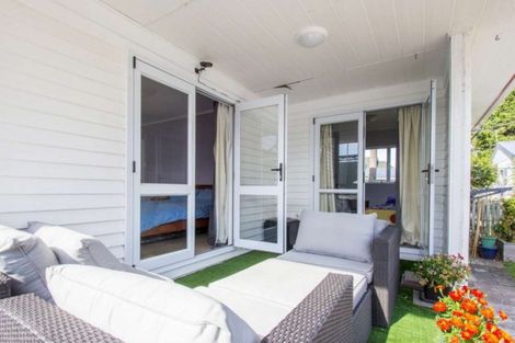 Photo of property in 9 Ewen Street, Ngunguru, Whangarei, 0173