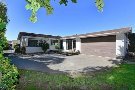 Photo of property in 189 Maidstone Road, Avonhead, Christchurch, 8042