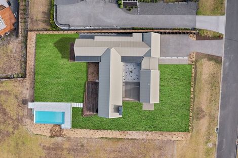 Photo of property in 32 Taha Puke Road, Okura Bush, Silverdale, 0794