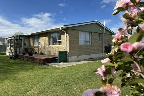 Photo of property in 5 Hillary Street, Waimate, 7924