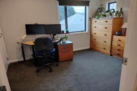 Photo of property in 31 Ron Deal Way, Epuni, Lower Hutt, 5011