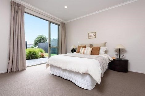 Photo of property in 52 Spinifex Street, Papamoa Beach, Papamoa, 3118