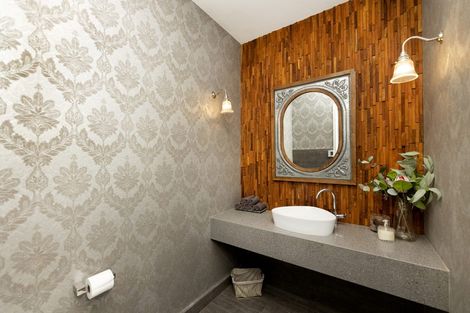 Photo of property in 10 Pike Place, Ferndale, New Plymouth, 4310