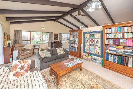 Photo of property in 2 Ash Place, Aramoho, Whanganui, 4500