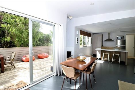 Photo of property in 52 Mako Avenue, Whiritoa, Whangamata, 3691