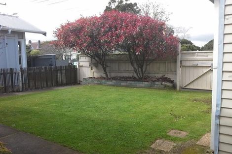 Photo of property in 52 Wallace Place, Westown, New Plymouth, 4310