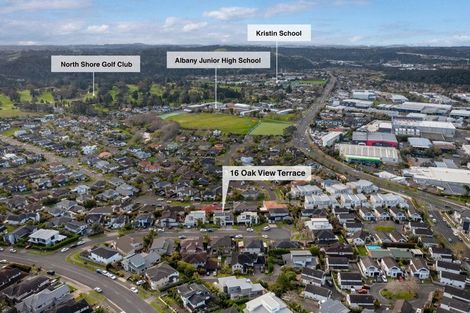 Photo of property in 16 Oak View Terrace, Schnapper Rock, Auckland, 0632