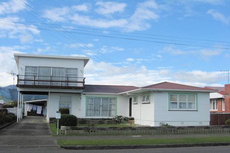 Photo of property in 38 Bartholomew Road, Levin, 5510