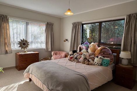 Photo of property in 48 Te Mata Road, Havelock North, 4130