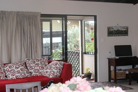 Photo of property in 19 Belvedere Avenue, Waikanae, 5036