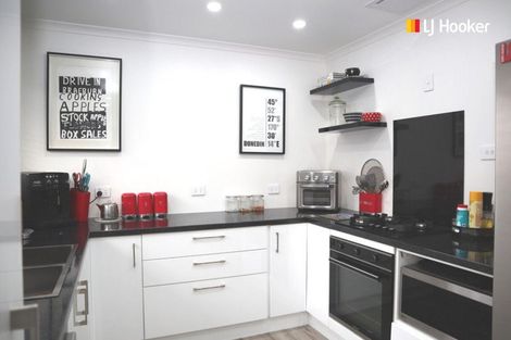 Photo of property in 11 Dick Street, South Dunedin, Dunedin, 9012