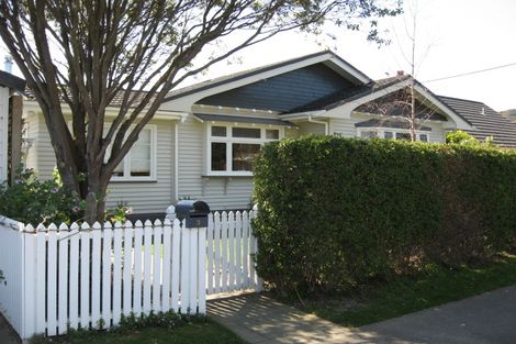 Photo of property in 3 Birdwood Road, Waterloo, Lower Hutt, 5011