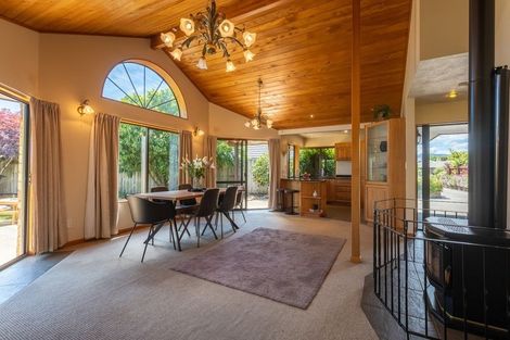 Photo of property in 17 Stagg Place, Brightwater, 7022