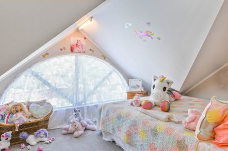 Photo of property in 25 Hoyte Place, Pukehangi, Rotorua, 3015