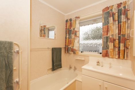 Photo of property in 95 Grove Street, Tinwald, Ashburton, 7700