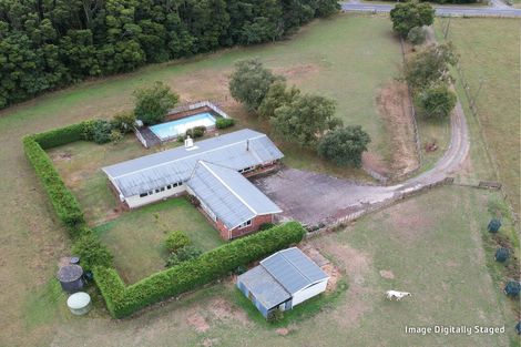 Photo of property in 194 Muhunoa Road East, Ohau, Levin, 5570