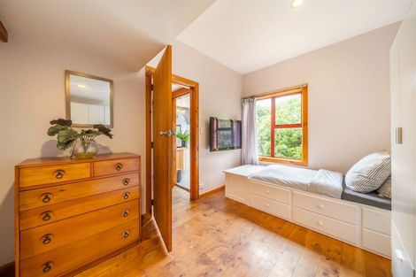 Photo of property in 1151 Paekakariki Hill Road, Paekakariki Hill, Porirua, 5381