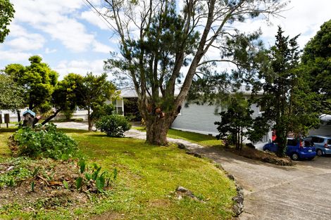 Photo of property in 61 West Coast Road, Glen Eden, Auckland, 0602